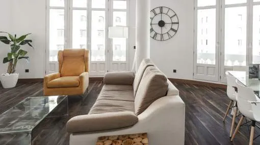 Stunning and bright apartment in Gran Via Stunning and bright apartment in Gran Via